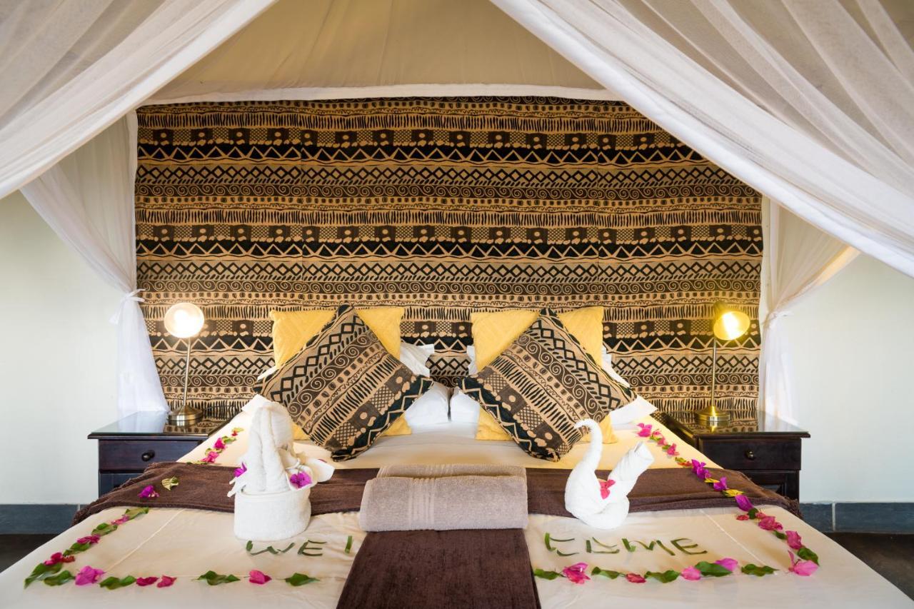 Umkumbe Safari Lodge Riverside Skukuza Luaran gambar